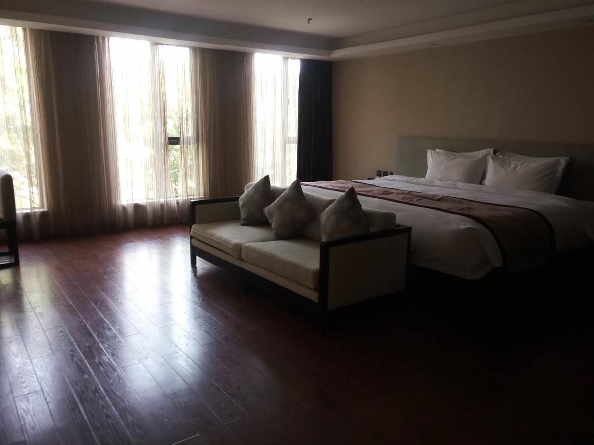Cloud Luo Ping Hotel Luoping Exterior foto